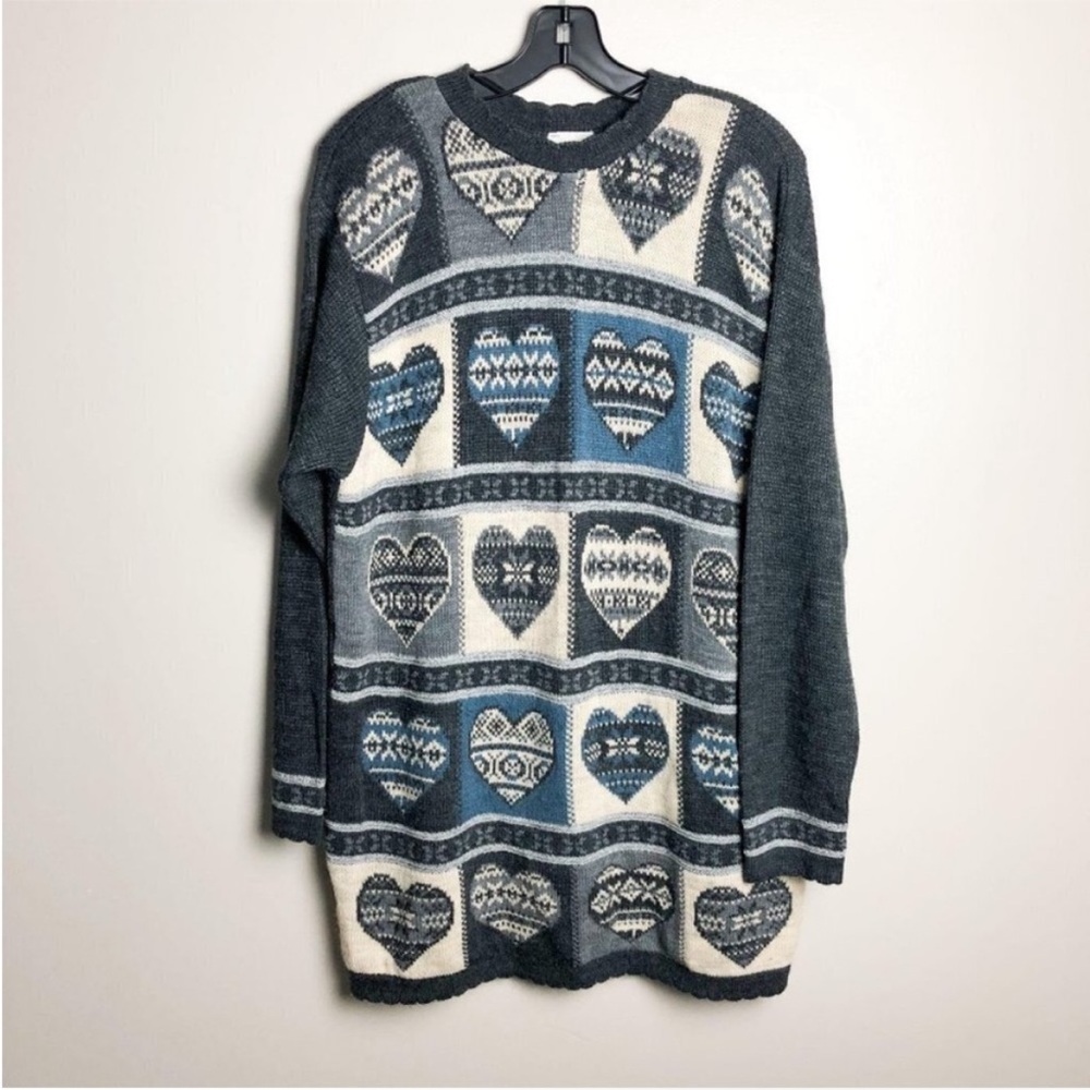 Vintage Classic Elements Patchwork Heart Patterne… - image 1